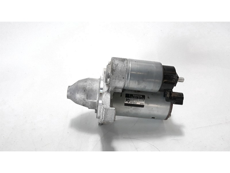 Recambio de motor arranque para toyota yaris 1.5 16v cat referencia OEM IAM 4380005110  