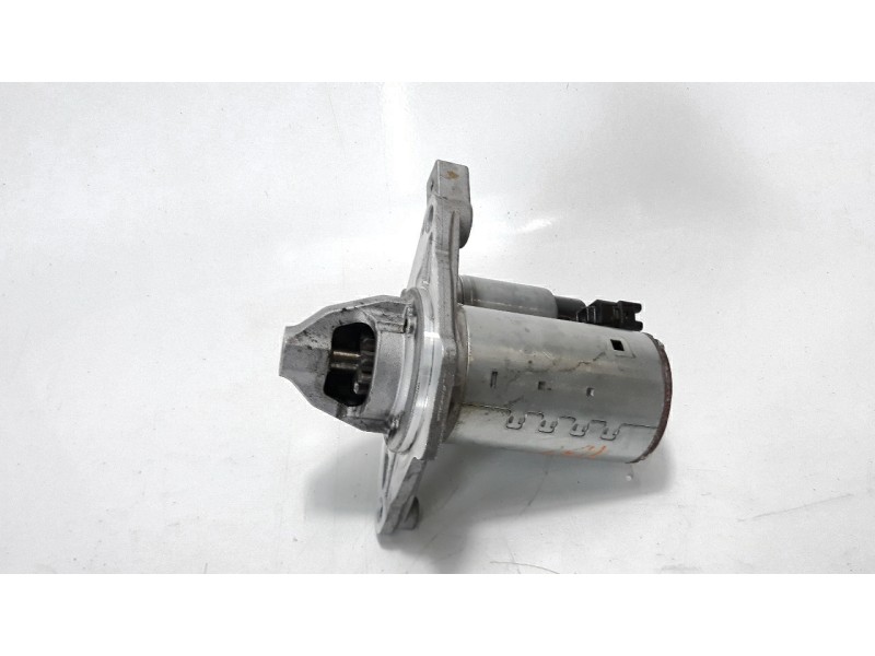 Recambio de motor arranque para toyota yaris 1.5 16v cat referencia OEM IAM 4380005110  