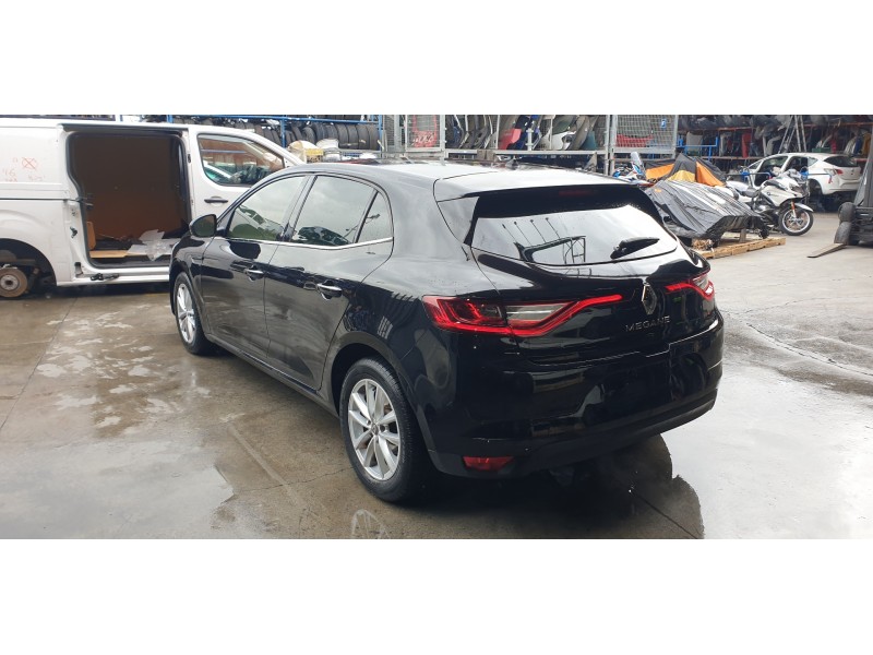 renault megane iv berlina 5p del año 2017