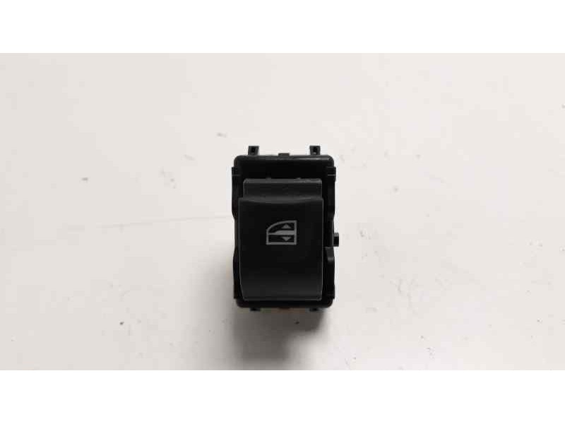 Recambio de mando elevalunas trasero izquierdo para renault captur xmod referencia OEM IAM 254218614R IAF930017HQ EWSRE069
