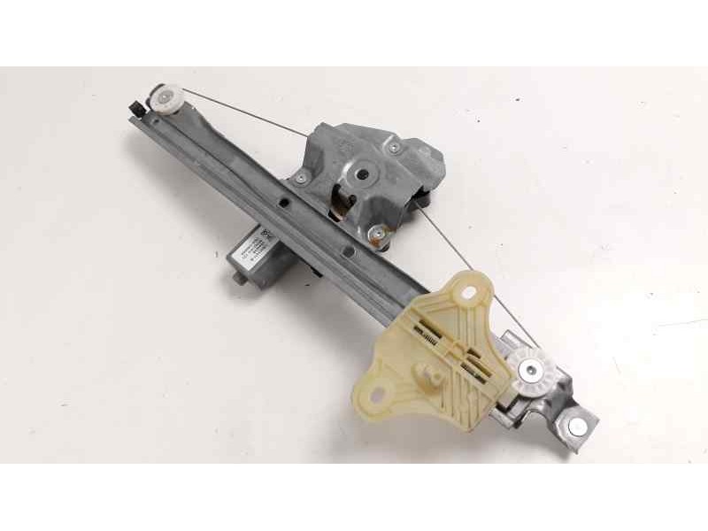 Recambio de elevalunas trasero derecho para renault captur xmod referencia OEM IAM 827009380R 106199718 