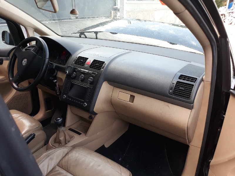 volkswagen touran (1t1) del año 2006