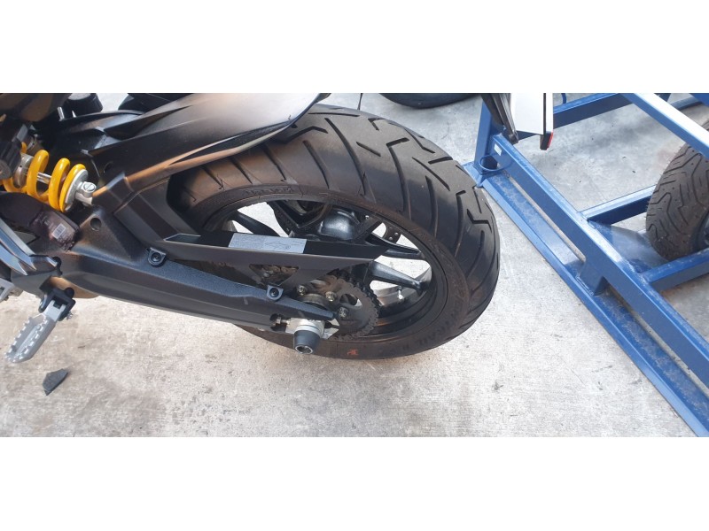 Recambio de llanta trasera para ducati multistrada v2 referencia OEM IAM 50222291AA  