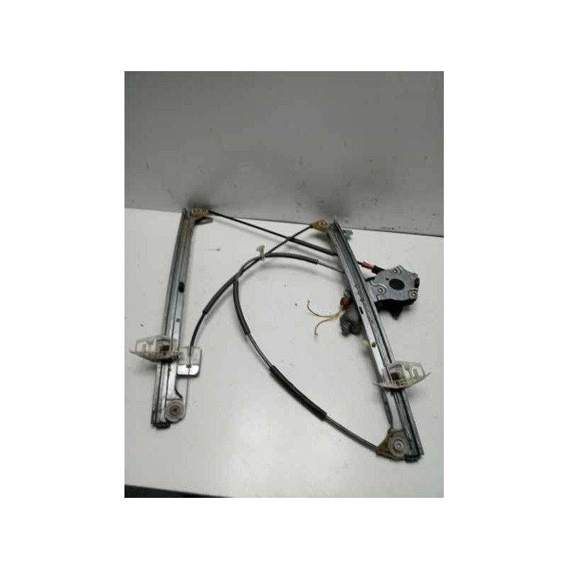 Recambio de elevalunas delantero derecho para citroen xsara berlina 1.9 diesel referencia OEM IAM 9221H3 106071901 CN33AL