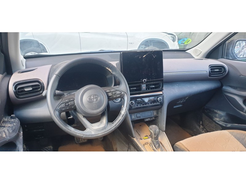 toyota yaris cross del año 2024