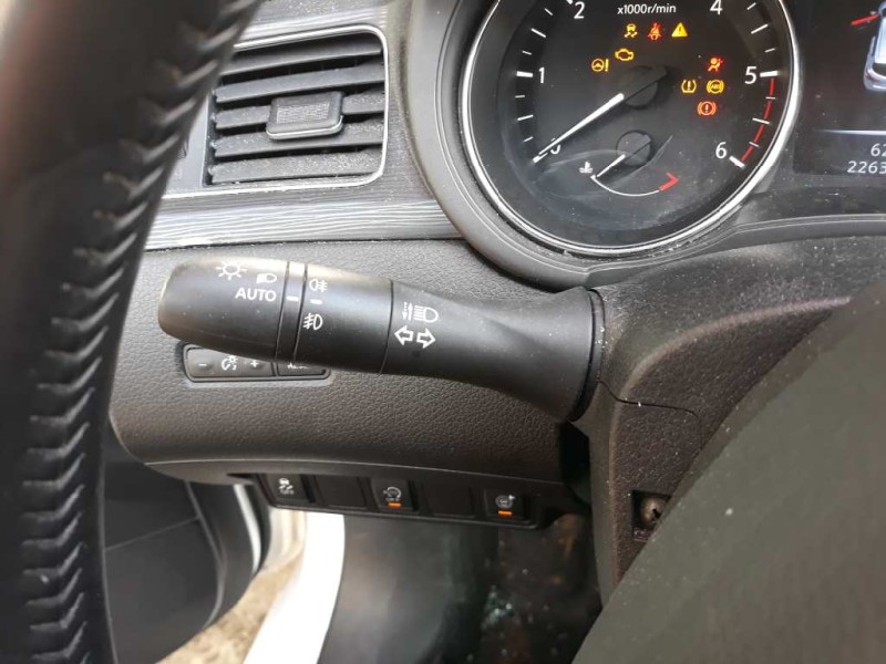 Recambio de mando multifuncion para nissan pulsar (c13) tekna referencia OEM IAM 255604EA0E 14801SD2 