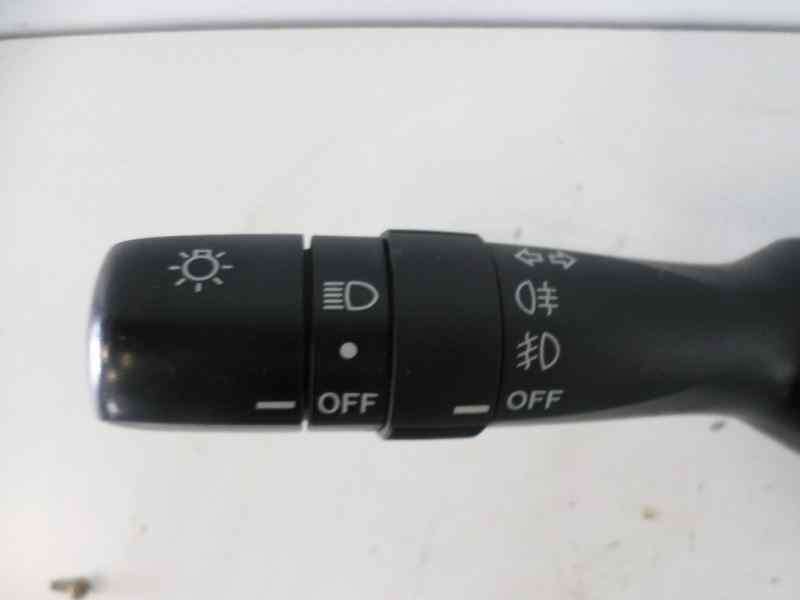 Recambio de mando intermitentes para toyota yaris (ncp1/nlp1/scp1) referencia OEM IAM 17F001  