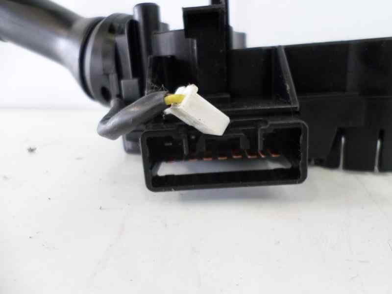 Recambio de mando intermitentes para toyota yaris (ncp1/nlp1/scp1) referencia OEM IAM 17F001  