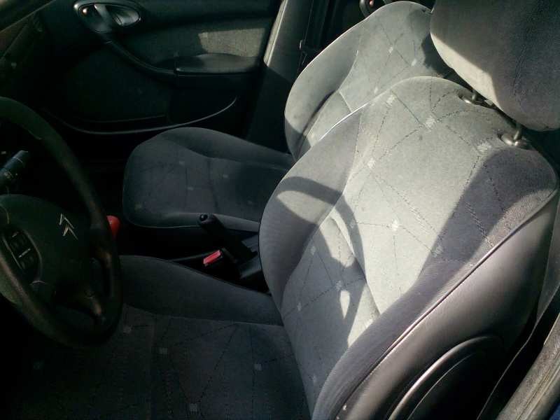 citroen xsara berlina del año 2001