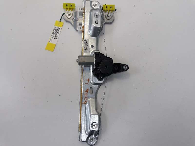 Recambio de elevalunas trasero izquierdo para renault kadjar zen referencia OEM IAM 827014EA0A  