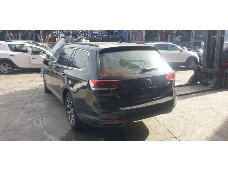 volkswagen passat variant (cb5) del año 2022