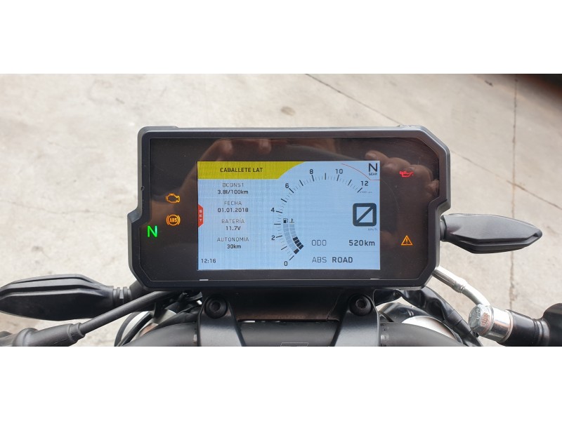 ktm 390 duke del año 2023