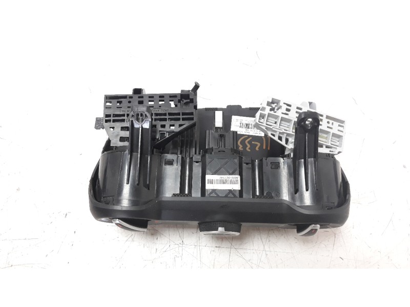 Recambio de mando calefaccion / aire acondicionado para kia rio (yb) 1.2 cat referencia OEM IAM 97250H8020  