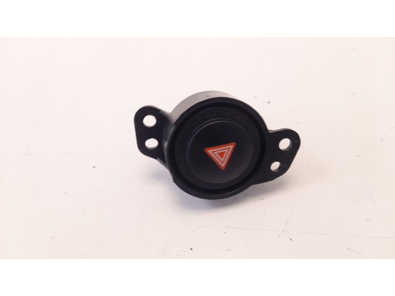 Recambio de warning para toyota aygo 1.0 cat referencia OEM IAM 843320H020  