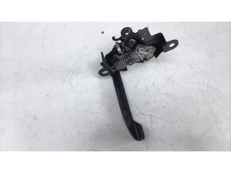 Recambio de cerradura capo para toyota yaris referencia OEM IAM 535100D300  