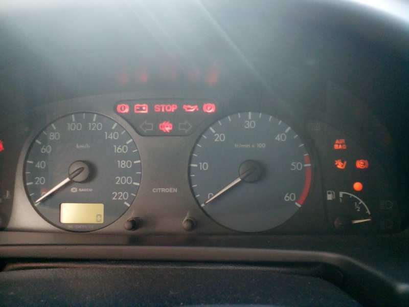 citroen xsara berlina del año 2001