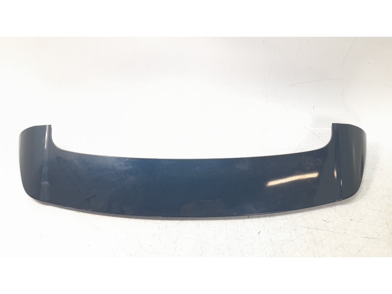 Recambio de aleron trasero para toyota rav4 referencia OEM IAM 7608542130  