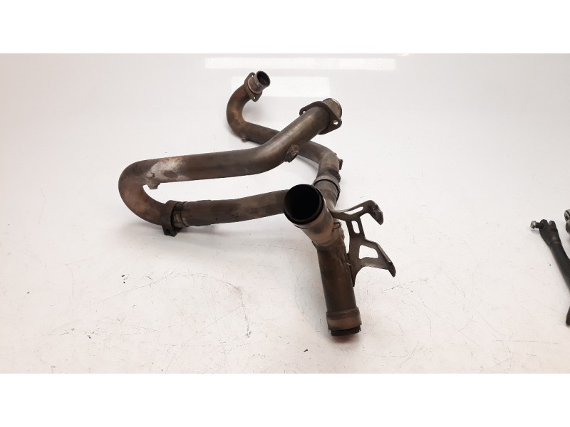Recambio de colector escape para ducati monster 696 m 696 referencia OEM IAM 572111491A 57012793A 57112693