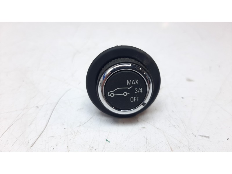Recambio de mando multifuncion para opel insignia country tourer 2.0 16v cdti referencia OEM IAM 22939387  