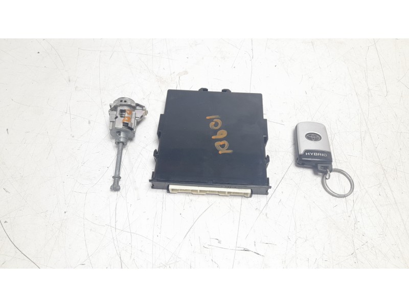 Recambio de conmutador de arranque para toyota rav 4 referencia OEM IAM 8999042091  