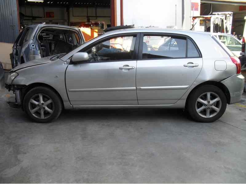 toyota corolla (e12) del año 2005