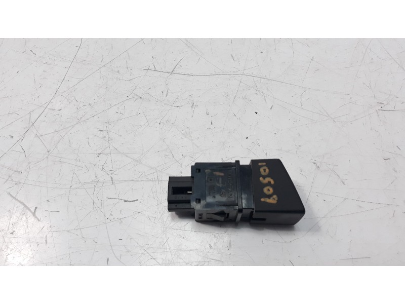 Recambio de warning para nissan qashqai (j11) 1.5 dci cat referencia OEM IAM 252904BA0A  