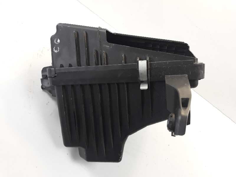 Recambio de filtro aire para renault kadjar zen referencia OEM IAM 165004ED0C  