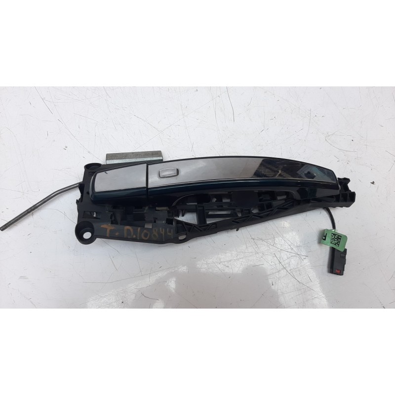 Recambio de maneta exterior trasera derecha para opel insignia country tourer 2.0 16v cdti referencia OEM IAM 22966694  
