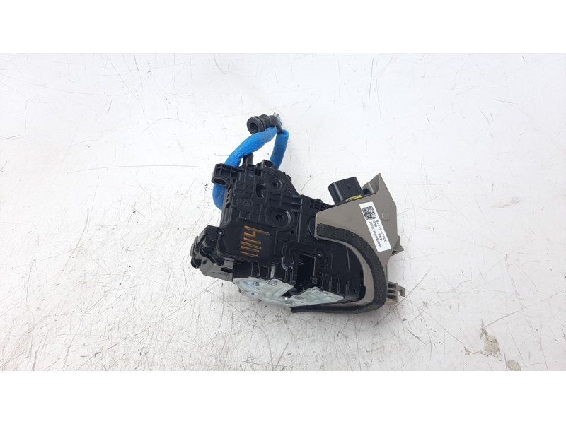Recambio de cerradura puerta delantera derecha para kia ceed 1.4 tgdi cat referencia OEM IAM 81320J7000  