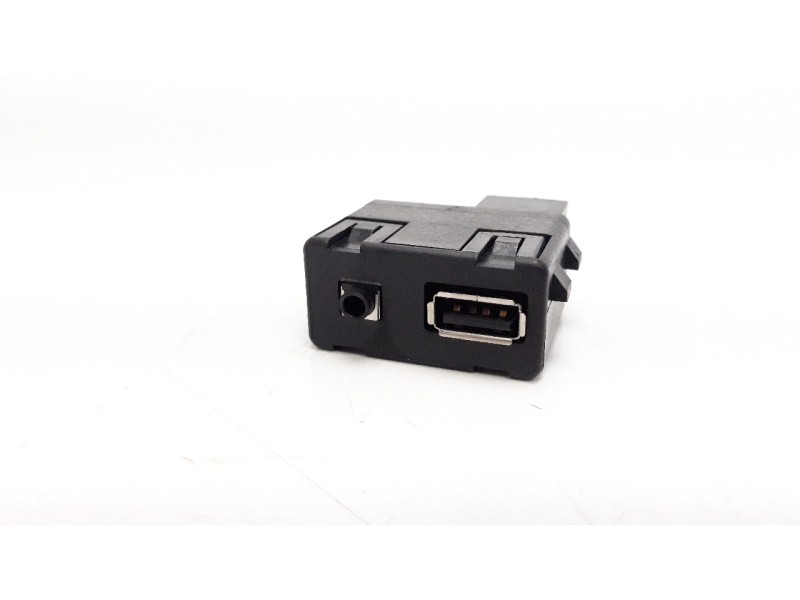 Recambio de modulo electronico para opel astra j lim. 4türig 1.7 16v cdti referencia OEM IAM 13360040  