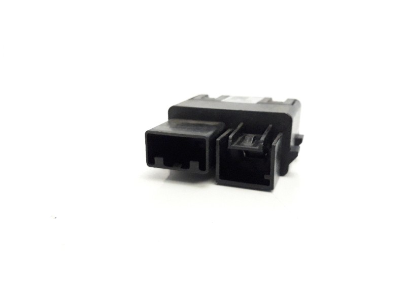 Recambio de modulo electronico para opel astra j lim. 4türig 1.7 16v cdti referencia OEM IAM 13360040  