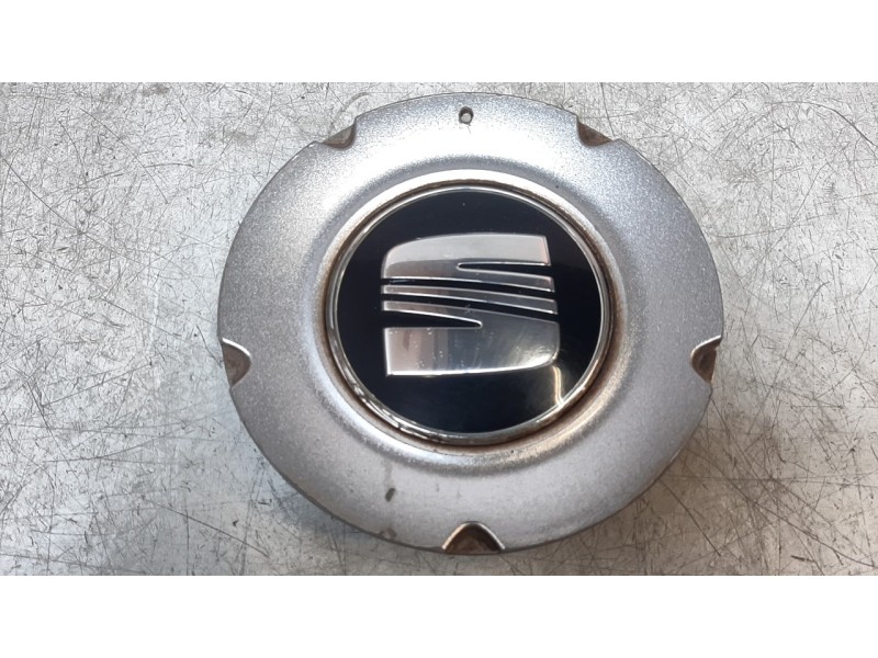 Recambio de tapacubos para seat leon (1m1) 1.9 tdi referencia OEM IAM 1M0601149H  