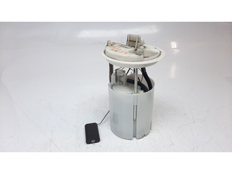 Recambio de bomba combustible para opel corsa e 1.4 referencia OEM IAM 13436579  