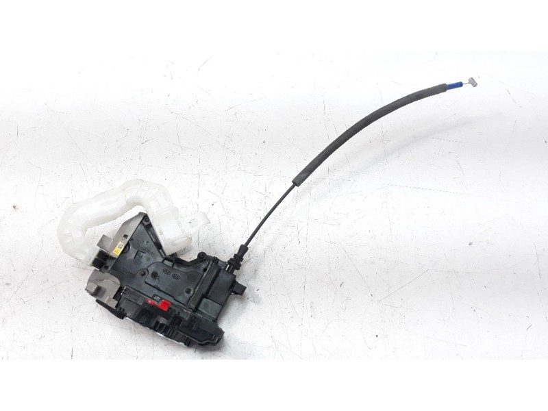 Recambio de cerradura puerta trasera derecha para kia ceed 1.4 tgdi cat referencia OEM IAM 81420J7100  