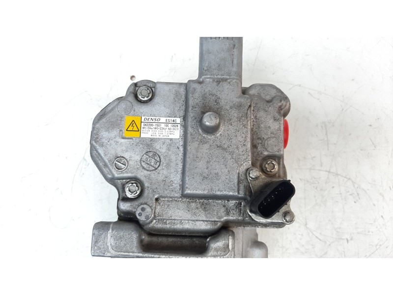 Recambio de compresor aire acondicionado para toyota yaris referencia OEM IAM 0422001501  