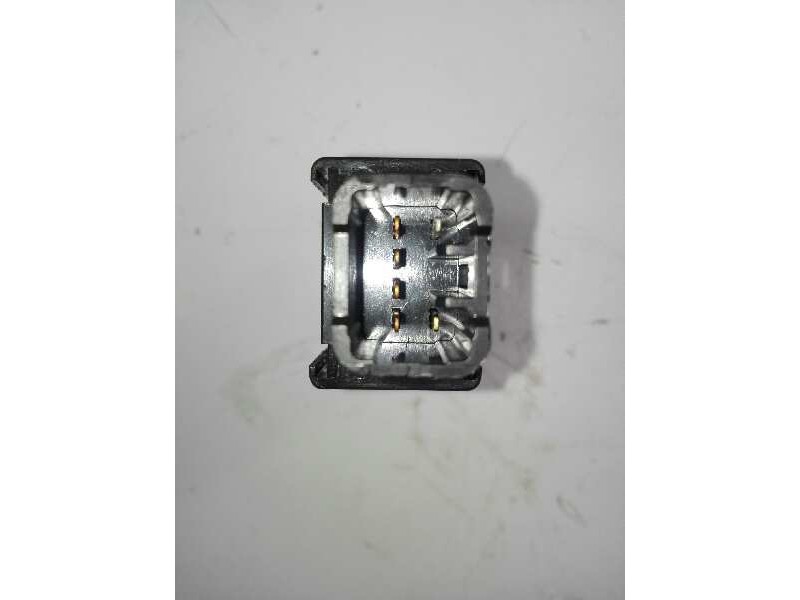 Recambio de interruptor para tata indica idi referencia OEM IAM   
