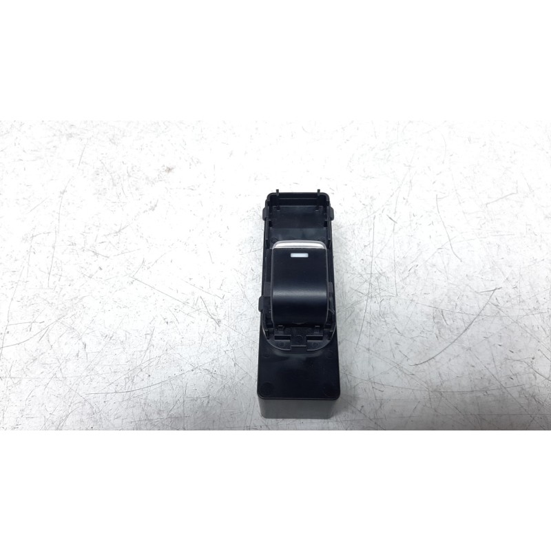 Recambio de mando elevalunas trasero derecho para mazda cx-5 advantage 2wd referencia OEM IAM KG2C66370A  