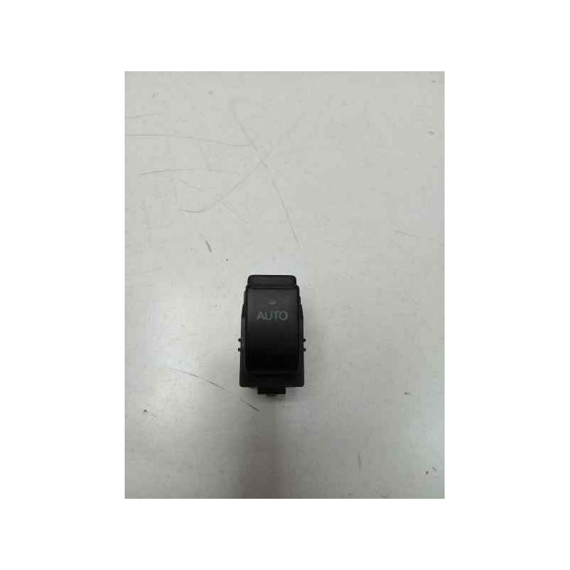 Recambio de mando elevalunas trasero derecho para toyota corolla (e12) 1.4 turbodiesel cat referencia OEM IAM 37077B 8481002041 