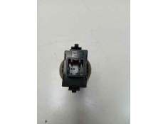 Recambio de mando elevalunas trasero derecho para toyota corolla (e12) 1.4 turbodiesel cat referencia OEM IAM 37077B 8481002041  2