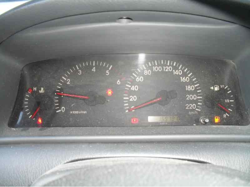 toyota corolla (e12) del año 2005