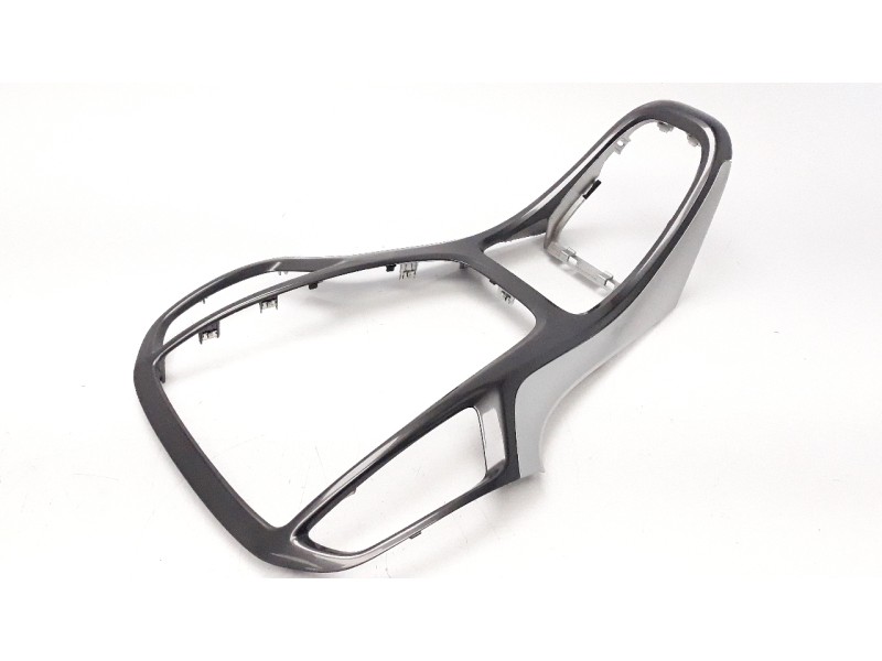 Recambio de moldura para opel astra j lim. 4türig 1.7 16v cdti referencia OEM IAM 13349237  