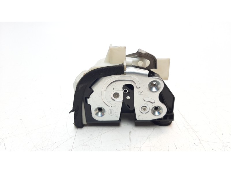 Recambio de cerradura puerta trasera derecha para kia picanto (ja) 1.0 cat referencia OEM IAM 81320G6050  