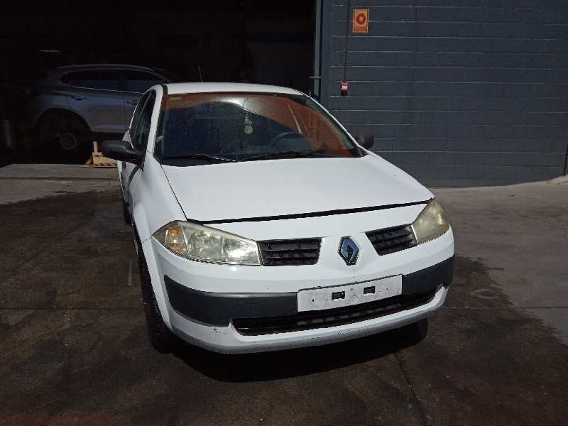 renault megane ii classic berlina del año 2004