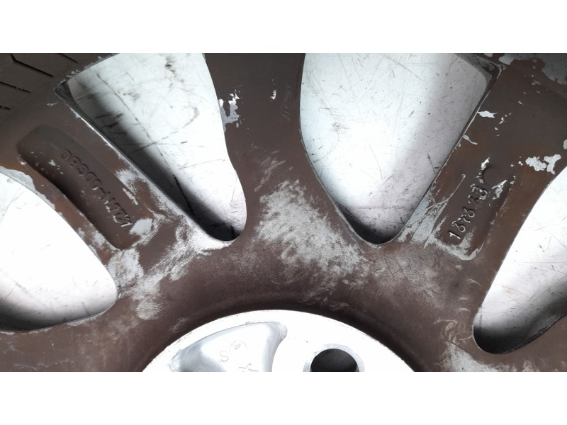 Recambio de llanta para toyota yaris referencia OEM IAM 426110DG80  