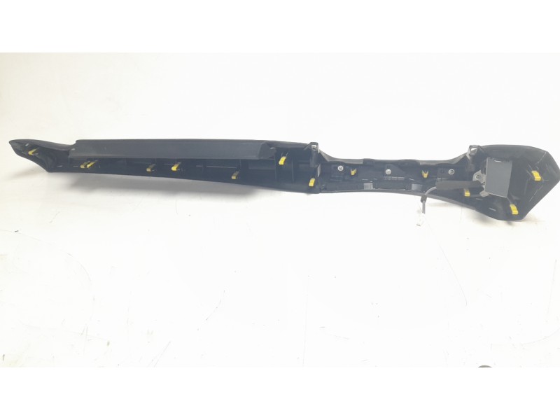 Recambio de moldura para toyota rav 4 referencia OEM IAM 5501242090  