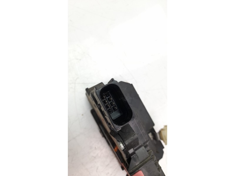 Recambio de cerradura puerta trasera izquierda para opel corsa e 1.4 referencia OEM IAM 13431842  