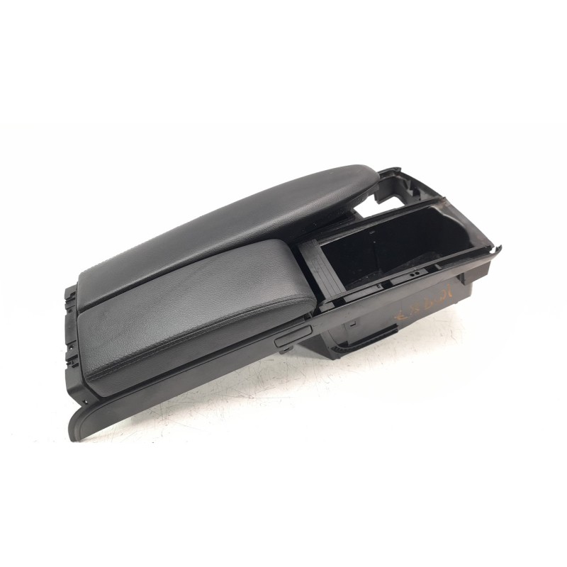 Recambio de apoyabrazos central para mercedes-benz clase clk (w207) coupe 3.0 cdi cat referencia OEM IAM A20768068019  