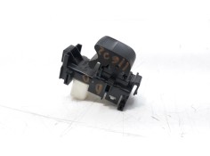 MANDO ELEVALUNAS DELANTERO DERECHO 848100D030 848100D030 EWSTY005 IAF810068