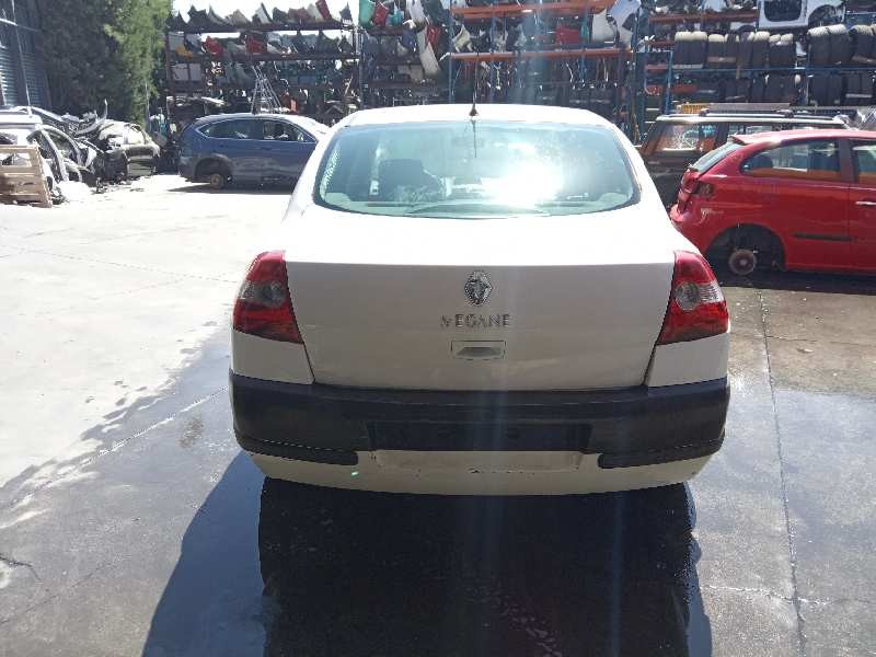 renault megane ii classic berlina del año 2004