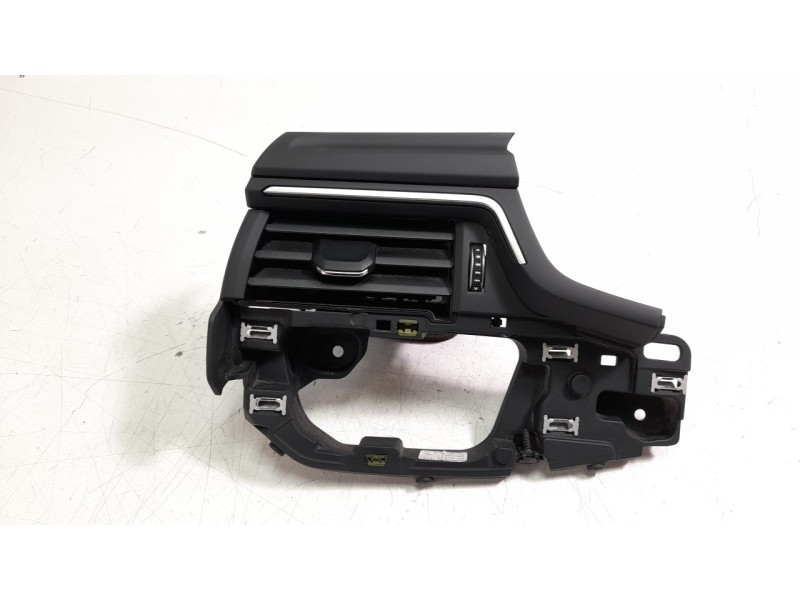 Recambio de rejilla aireadora para audi a4 avant (8w5) sport edition referencia OEM IAM 8W1820901  